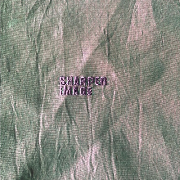 UNISEX L/XL
Duochrome green&purple—last pic with flash shows reflectivity - Picture 3 of 5